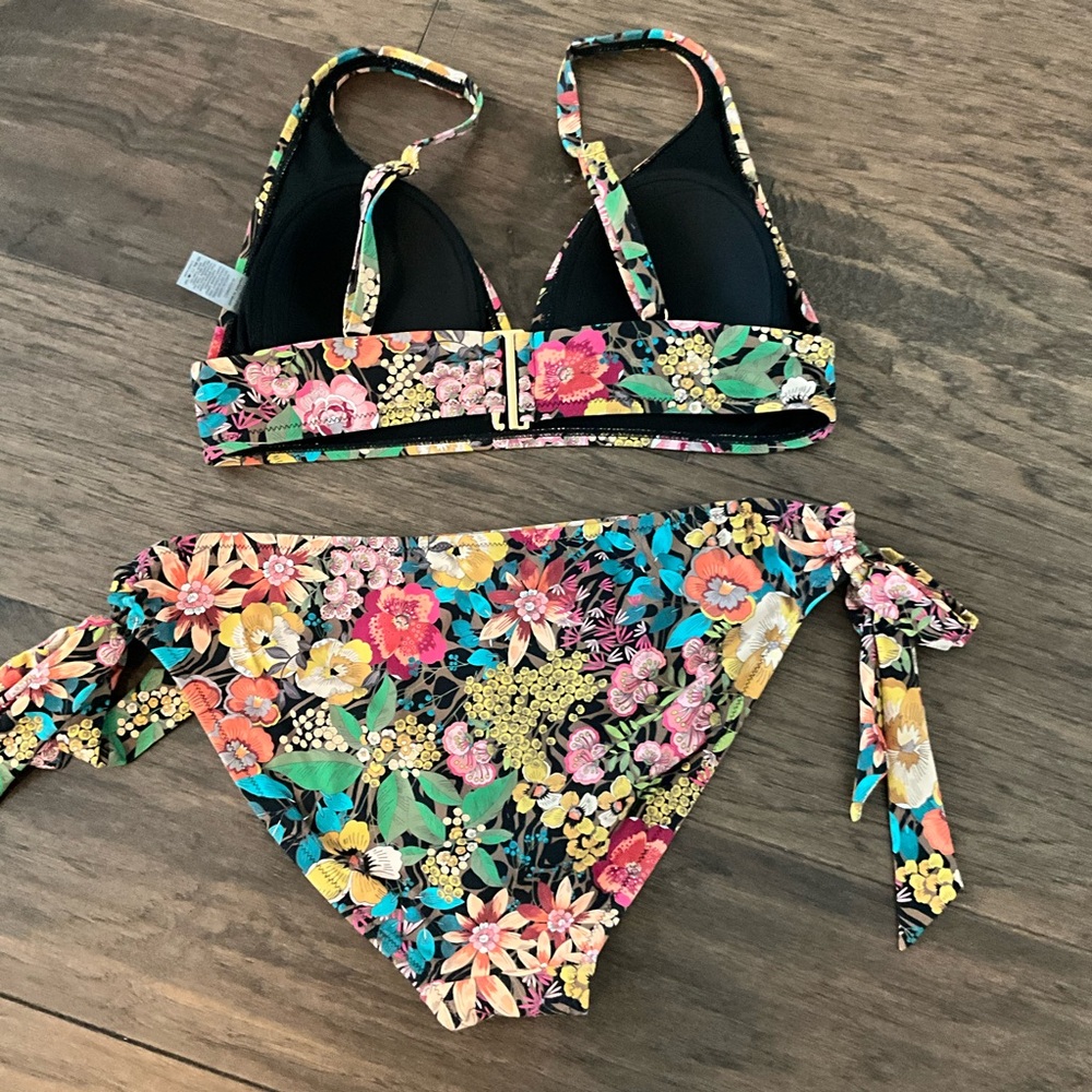 Johnny Was Multicolor Floral Bikini - Picture 2 of 6